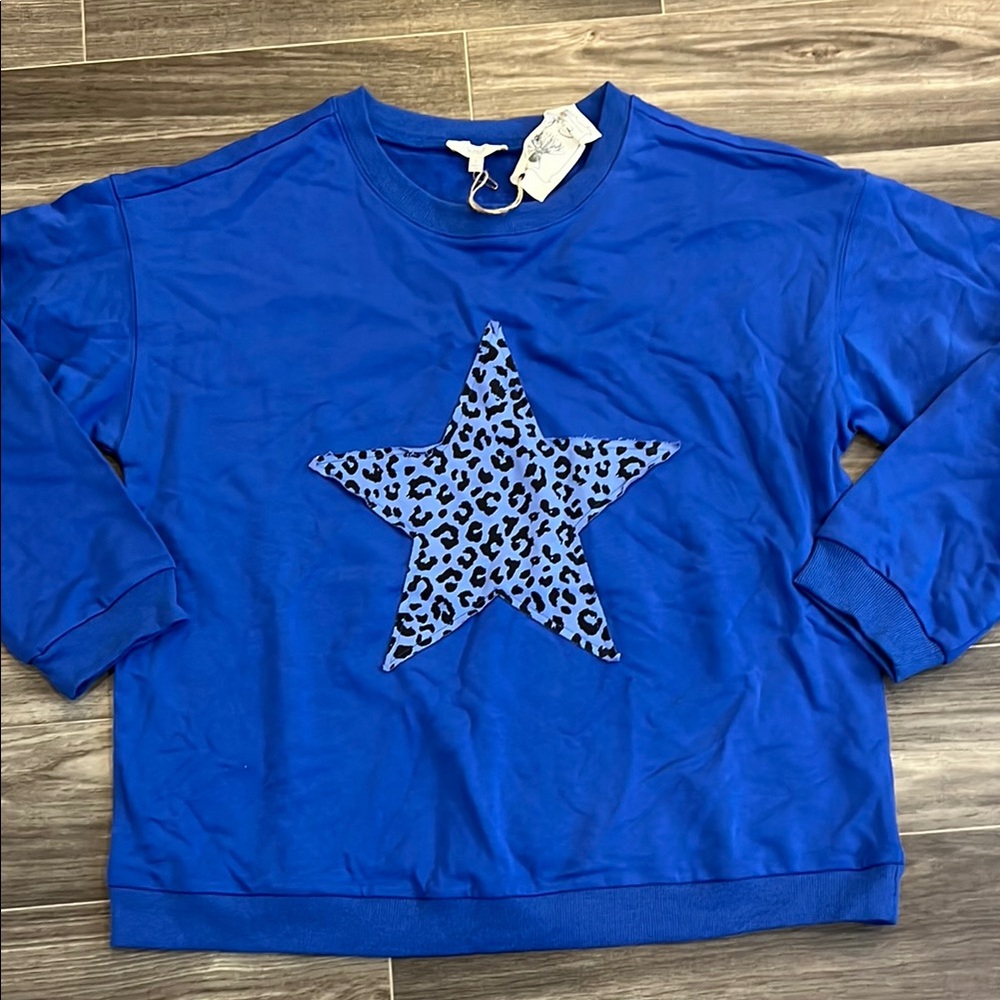 NWT Easel Blue Star Leopard Crew Neck Sweatshirt size L